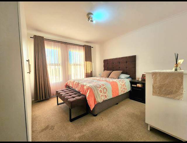 2 BEDROOM APARTMENT TO LET IN CENTURY CITY
